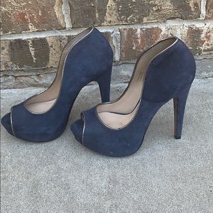 Classiques entier blue velvet heels